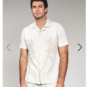 7 Diamonds Men's Pollock Camp Beige Embroidered Short Sleeve Shirt